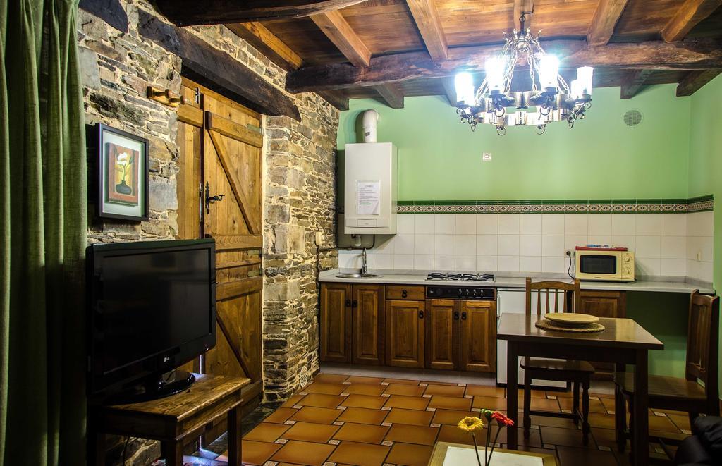 Casas Rurales Taramundi Verde Phòng bức ảnh