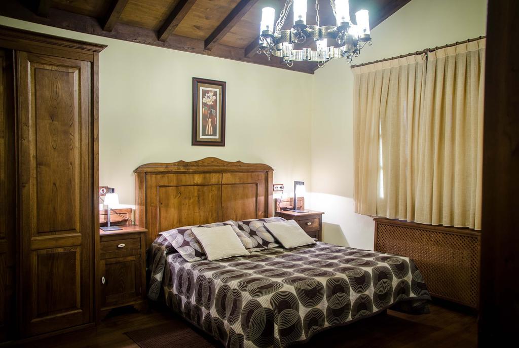 Casas Rurales Taramundi Verde Phòng bức ảnh
