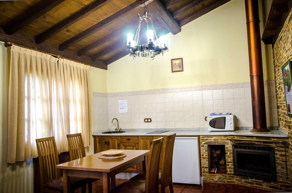 Casas Rurales Taramundi Verde Phòng bức ảnh